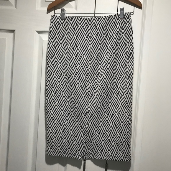 Zara Geometric Design Pencil Skirt SZ-L - Picture 3 of 8